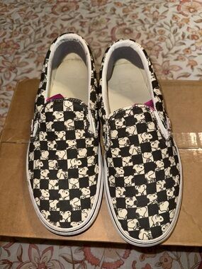 VANS  **Snoopy**  Great used condition